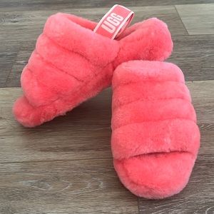 NWOT UGG w/fluff slide or slipper size 8